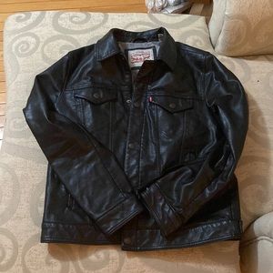 Preloved Levi’s Leather Jacket